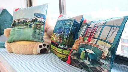 中國(guó)教育在線:喜迎學(xué)校掛牌成立一周年 溫州理工學(xué)院學(xué)生創(chuàng)業(yè)團(tuán)隊(duì)送上創(chuàng)意祝福