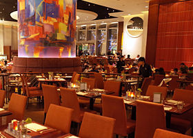 構(gòu)建高效餐飲管理產(chǎn)品體系 驅(qū)動現(xiàn)代餐飲業(yè)數(shù)字化轉(zhuǎn)型